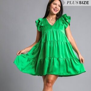 Umgee 💚 Green or 🖤 Black Ruffle Sleeve Tiered Dress